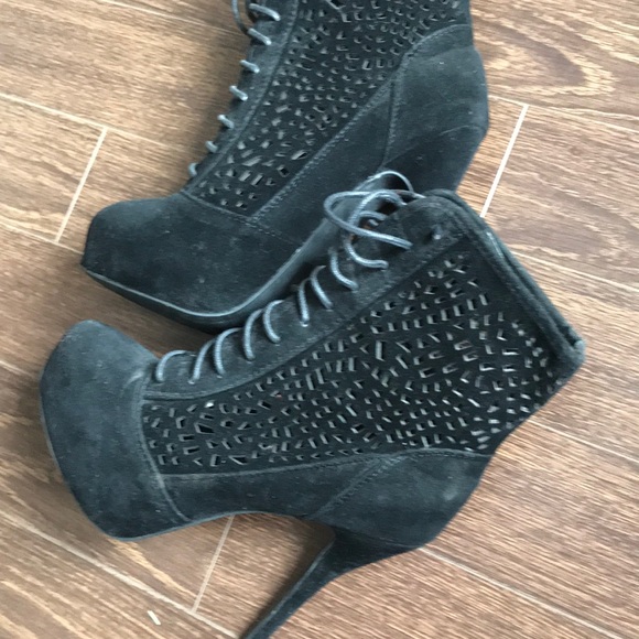 High heel boots - Picture 2 of 2